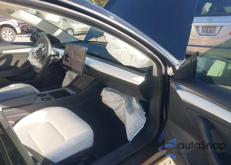 2021 Tesla Model 3 Long Range Dual Motor All-Wheel Drive from USA, damaged, VIN 5YJ3E1EB4MF015588